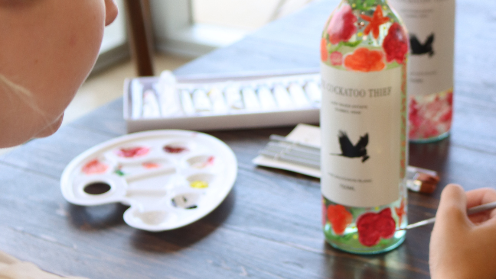 /event/the-cockatoo-thief-bottles-and-brushes